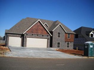 4683 E Hidden Oak Pl, Springfield, MO 65802