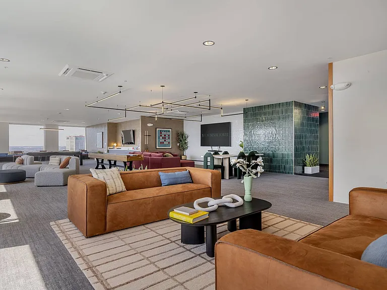 Game Room Lounge