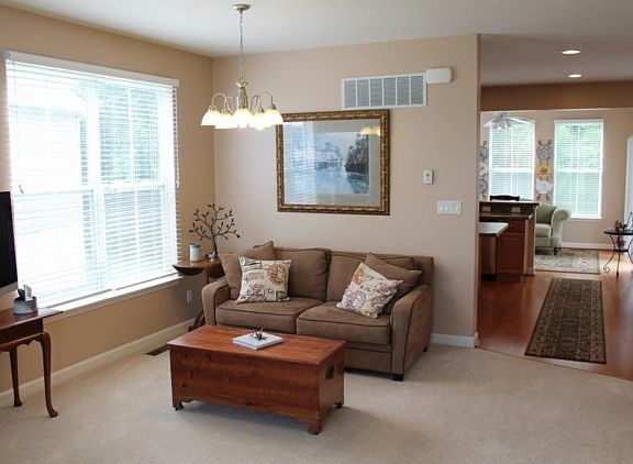 3rd image of 27929 Home Farm Dr