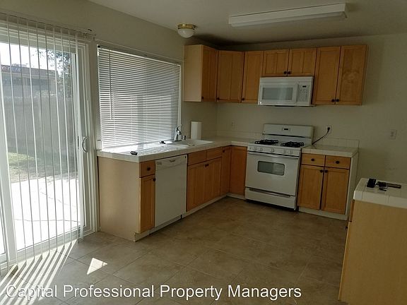 3rd image of 8989 Bogata Cir