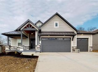 7603 NE 102nd St, Kansas City, MO 64157