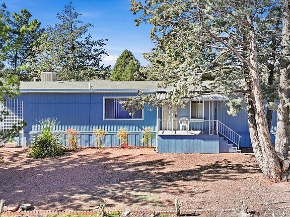 4th image of 215 WINDSONG Drive