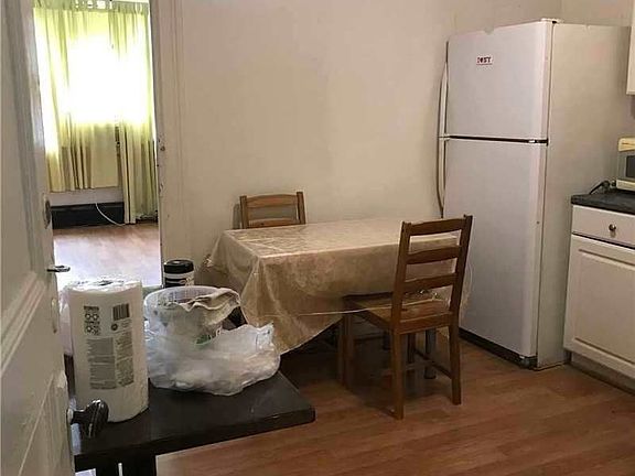 5th image of 73-17 Woodside Ave #1