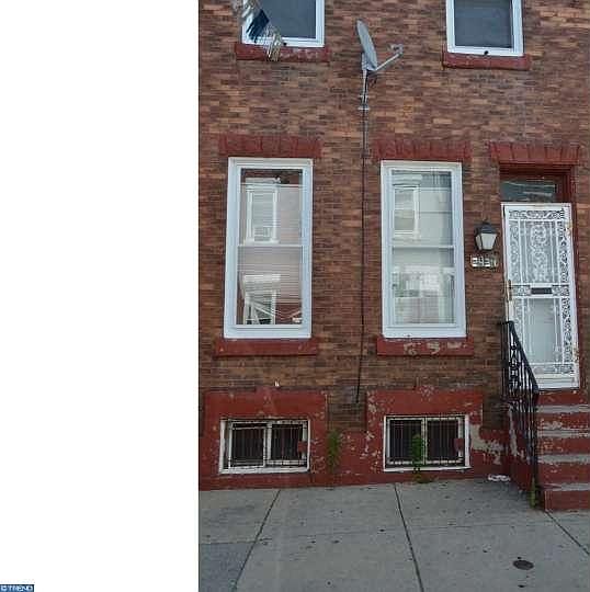 1st image of 2439 N Myrtlewood St