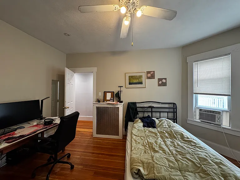 93 Easton St #3 — Photo 8