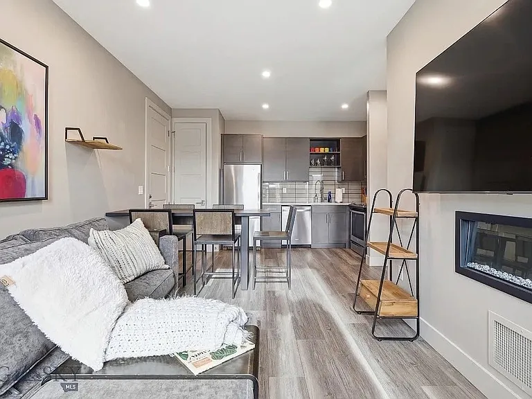 7511 Highnoon Way — Photo 7