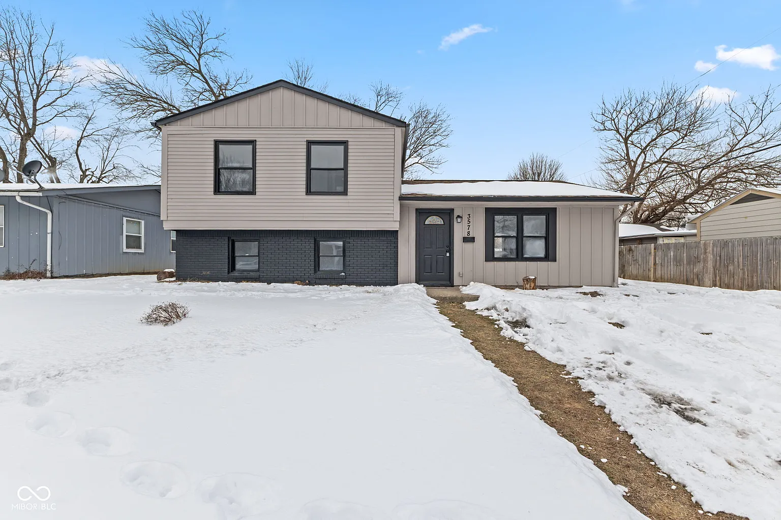 3578 Christopher Ln photo 1