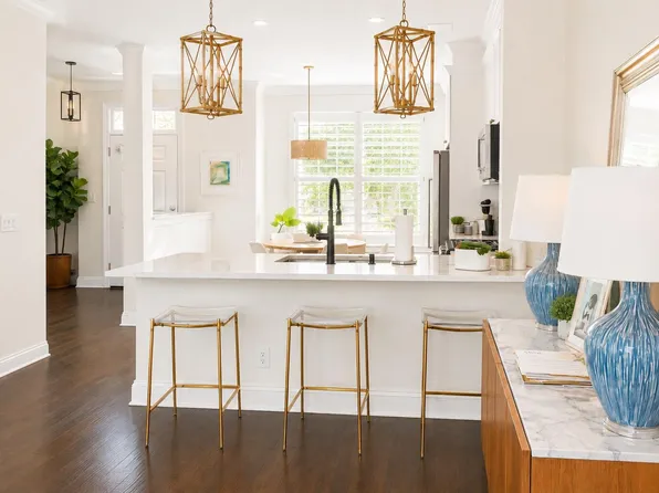 2231 Daniel Island Dr, Charleston, SC 29492
