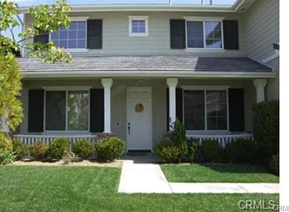 3rd image of 16835 Tamarind Ct