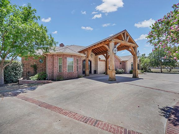 3rd image of 6507 Saddle Horn Ln
