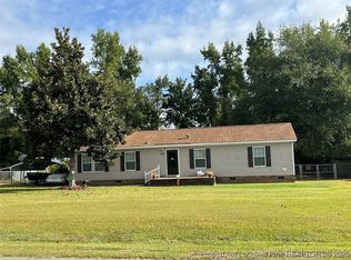 1435 E Green Springs Rd, Parkton, NC 28371