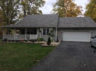 2002 Lakewood Pl, Crown Point, IN 46307