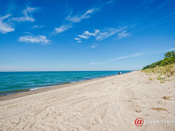 Deeded Lake MI Beach
