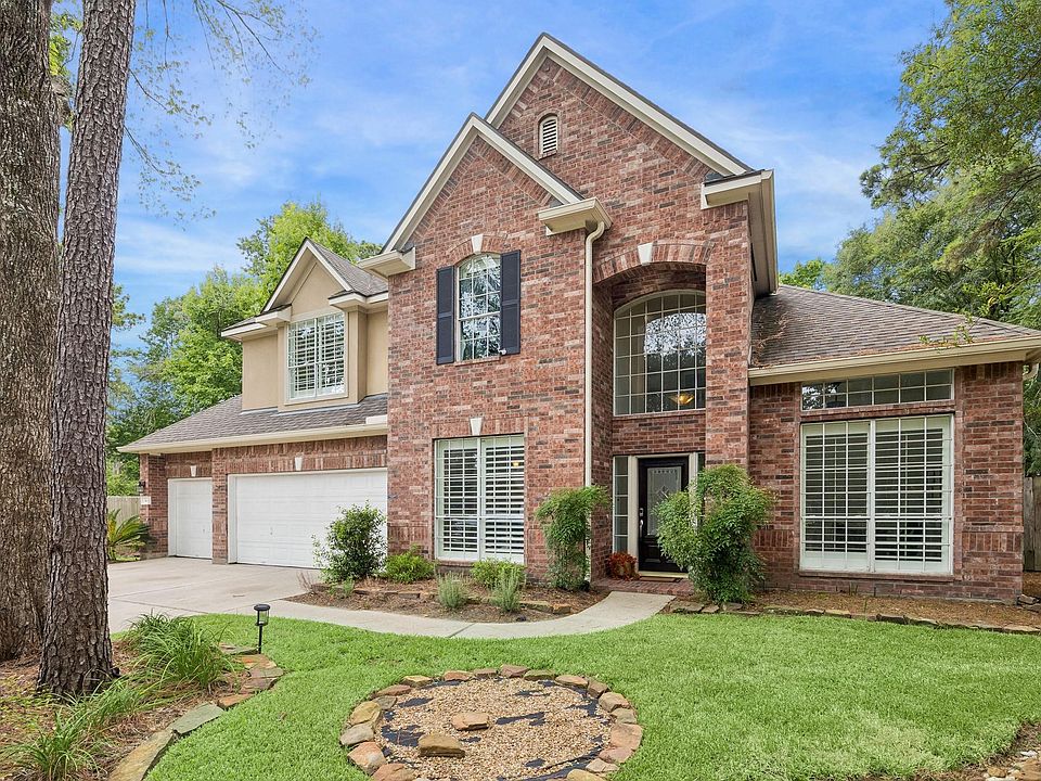1st image of 14 Guinevere Pl