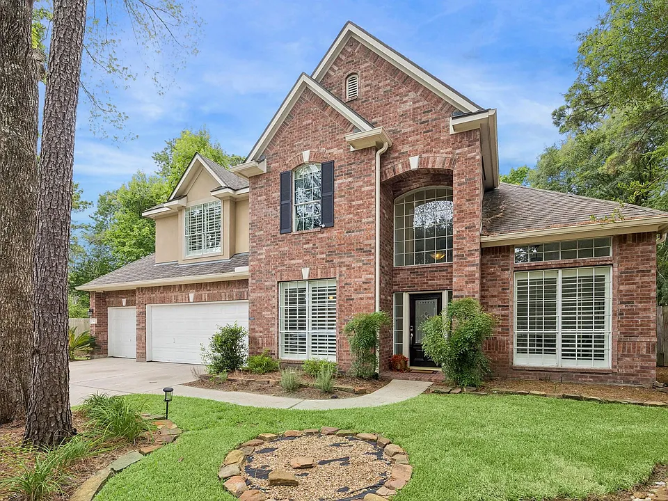14 Guinevere Pl