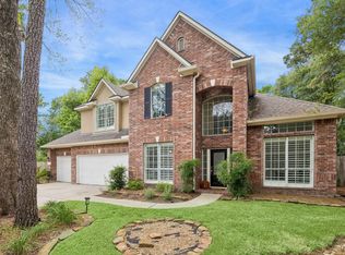 14 Guinevere Pl, Conroe, TX 77384