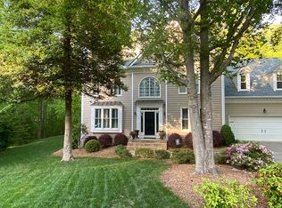 408 Crickentree Dr, Cary, NC 27518