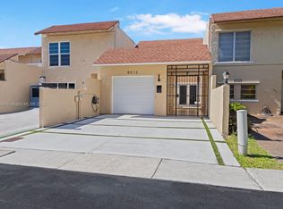 Sunset Park Town Houses, Miami, FL 33173