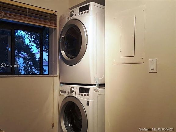 2nd image of 109 Gardens Dr APT 202
