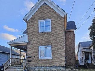 809 Saint Patrick St, Racine, WI 53402