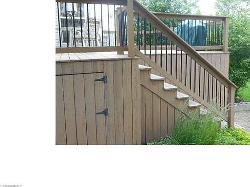 4th image of 981 Hamilton Dr