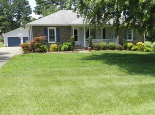 704 Hickory Point Rd, Clarksville, TN 37043