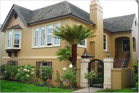 1st image of 2945 25th Ave