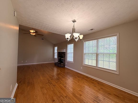 4th image of 577 Pendergrass Rd