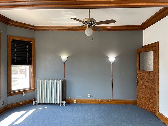 3rd image of 2631 S Kinnickinnic Ave #A
