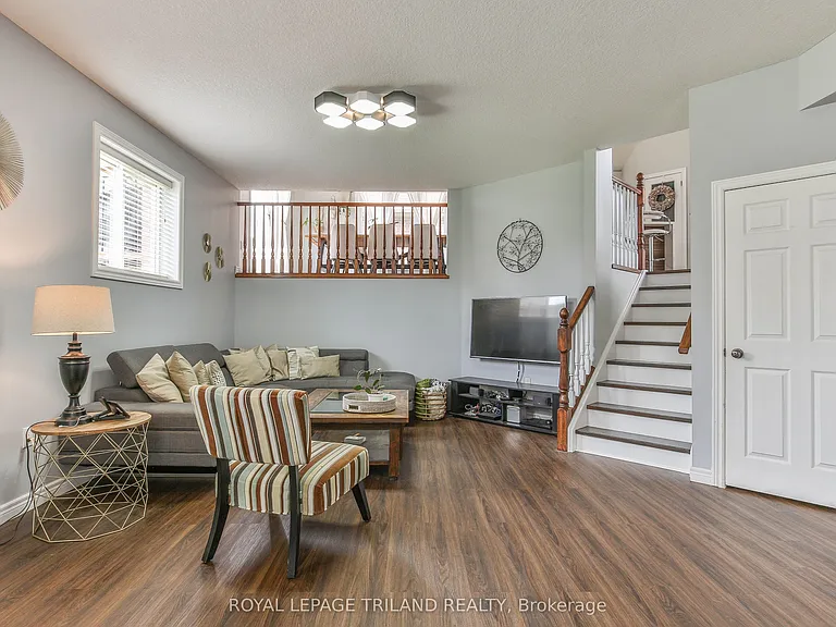41 Owen Ct — Photo 28