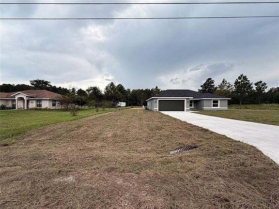 3rd image of 20452 SW CARDINAL AVENUE