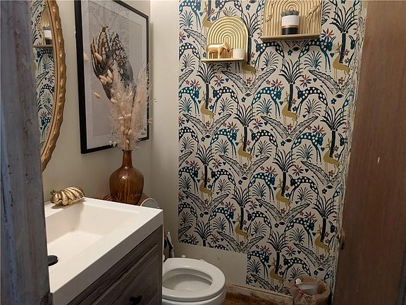 5th image of 789 Hammett Rd