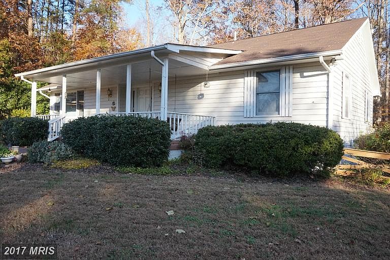 1st image of 6205 Connie Ln