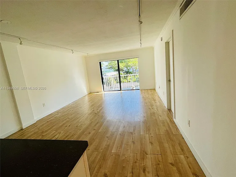 1650 NE 115th St #311 — Photo 3