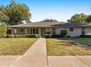 2310 Pembroke St, Garland, TX 75040