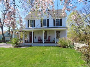 119 Monument St, Groton, CT 06340