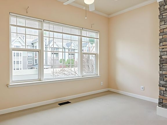 3rd image of 1000 Olde Eastwood Village Blvd #311
