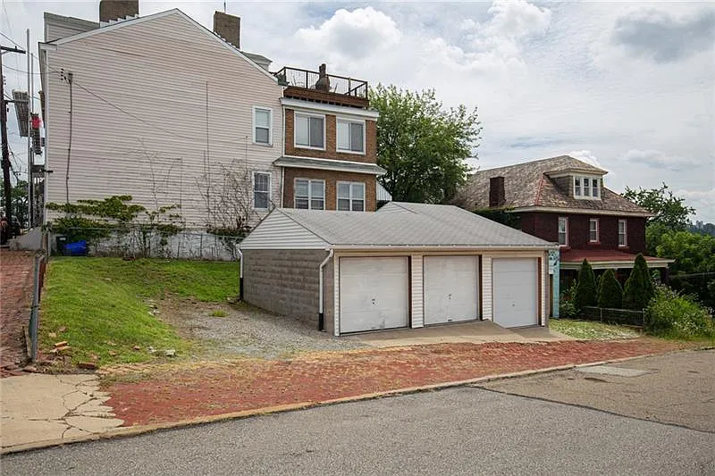 0 Goettman St photo 1