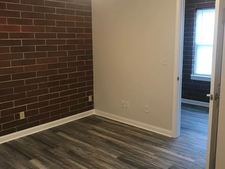 Unit Photo