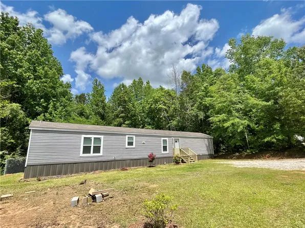 104 Lee Road 656, Valley, AL 36854