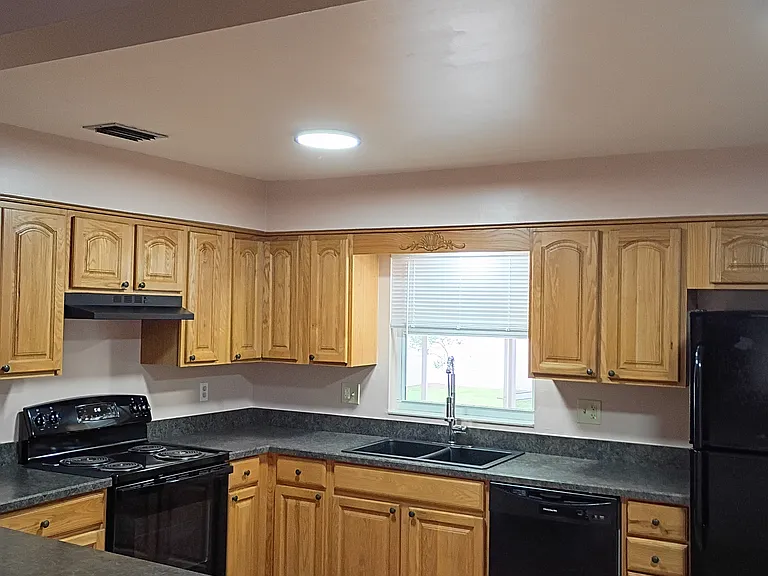 6904 Mathers Ln #A — Photo 10