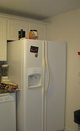 5th image of 14211 N Kendall Dr APT E409