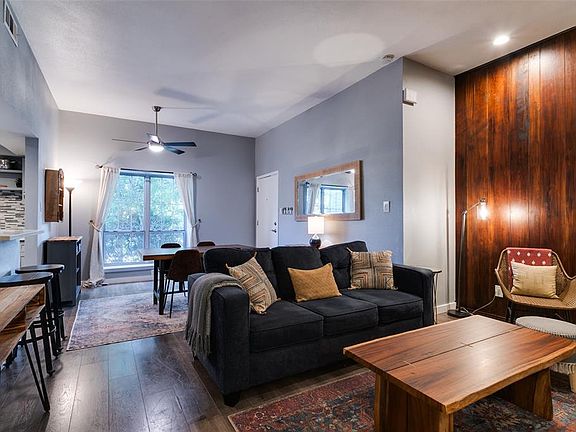 3rd image of 5049 Cedar Springs Rd APT 221