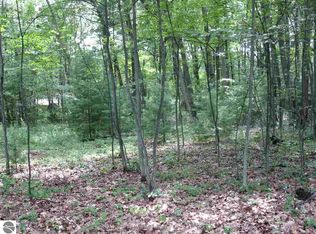 9 N A E 9th St, Au Gres, MI 48703