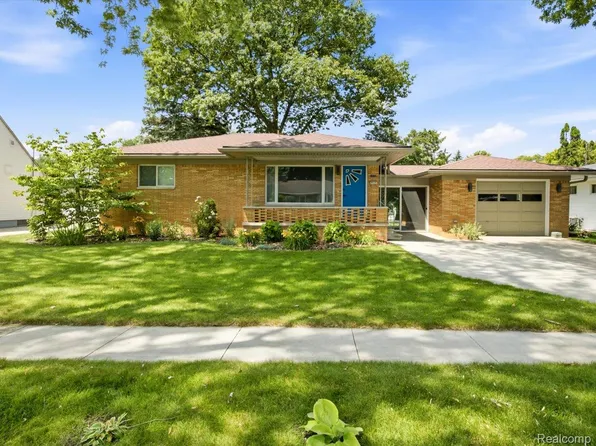 1117 Joann Ct, Port Huron, MI 48060
