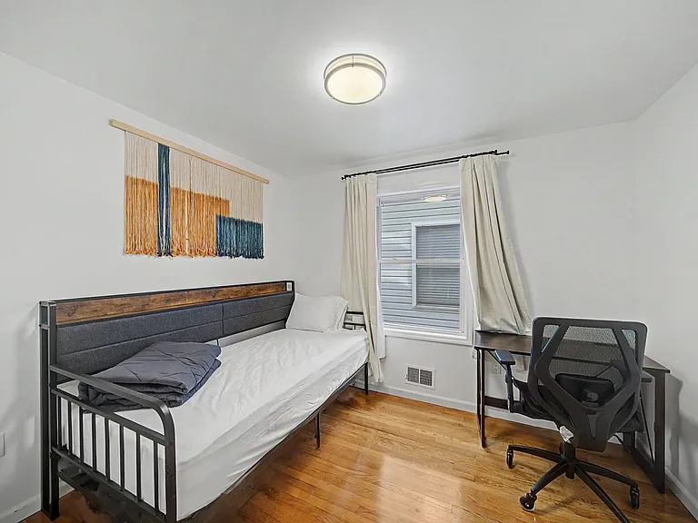 315 Cross St — Photo 11