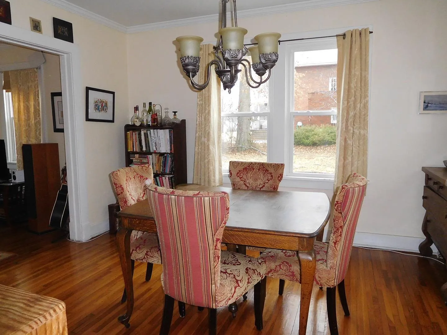 3 bed, 2000 sqft, $2,200 — Photo 4