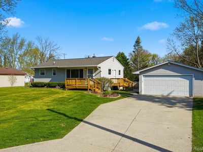 6414 Lanman Dr, Waterford, MI, 48329