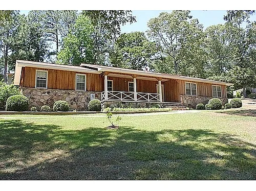 880 Locke Dr Photo 1