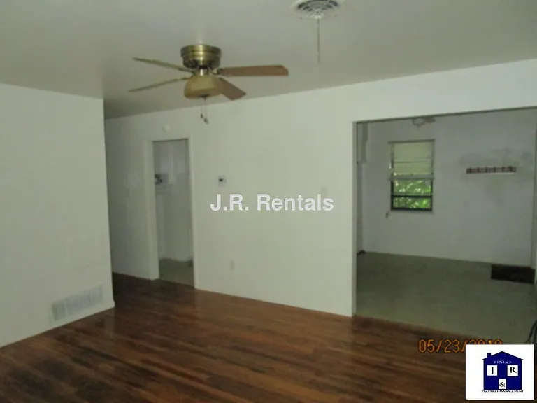 304 Ridge St — Photo 3
